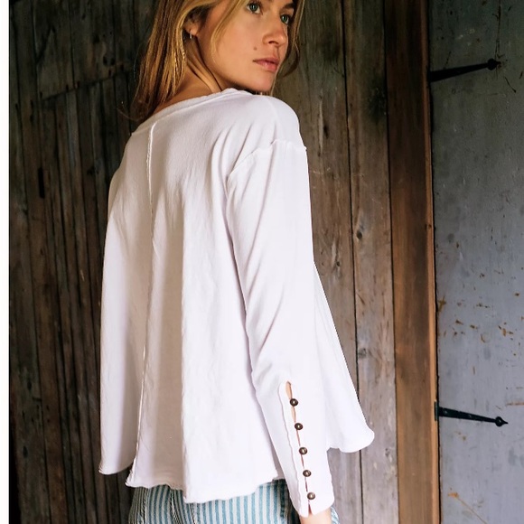 Free People We The Free White Peony Long Sleeved Tee Shirt Size Extra Small - Picture 2 of 16